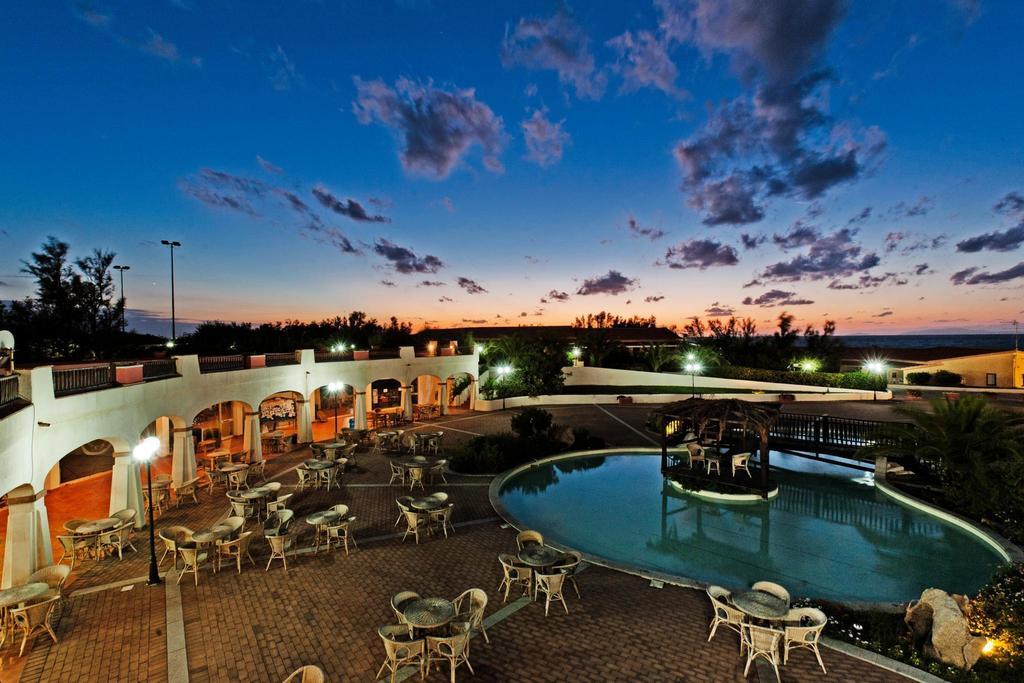 La Plage Noire Resort Marina di Sorso Exterior photo